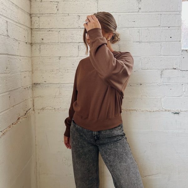 Relaxed Basic Cropped Crew Neck