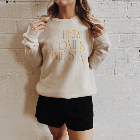 "Here Comes The Sun" Graphic Sweatshirt