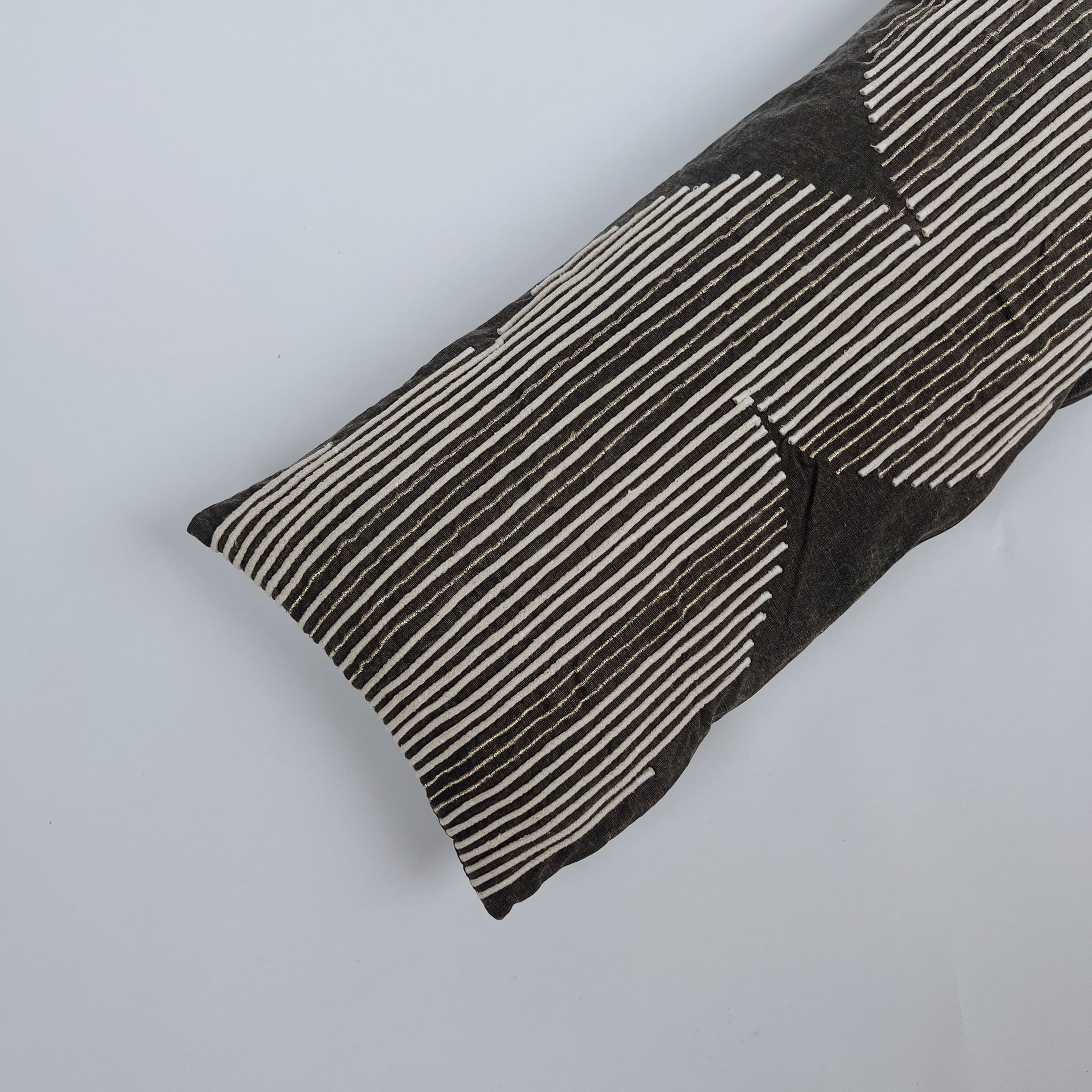 Pillow | Gold with Rope