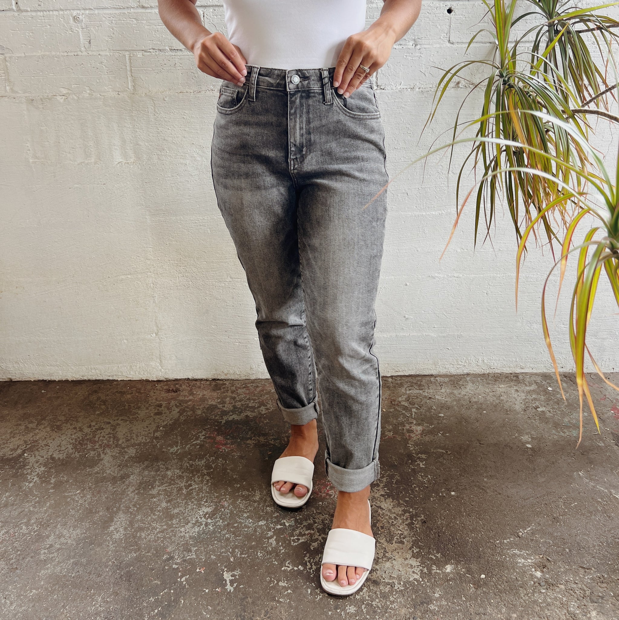 Judy Blue Stone Wash Jeans