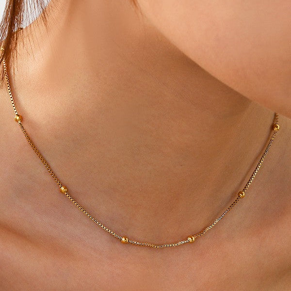 CHAIN NECKLACES