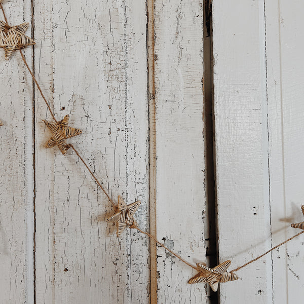 Hand Woven Dried Natural Lata Star Garland