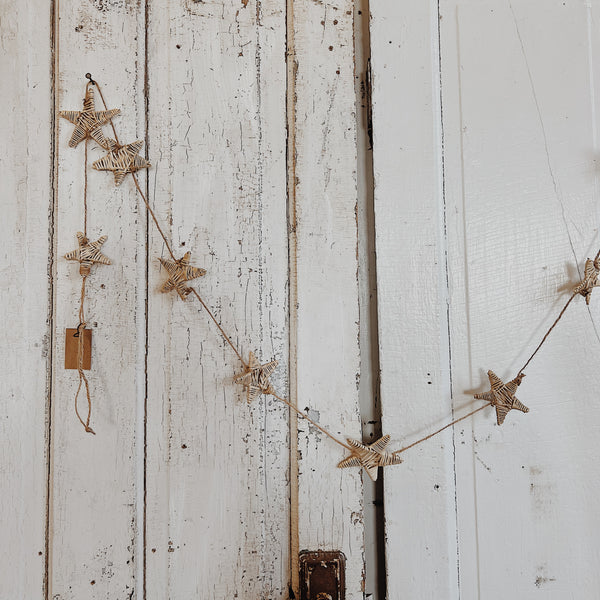 Hand Woven Dried Natural Lata Star Garland