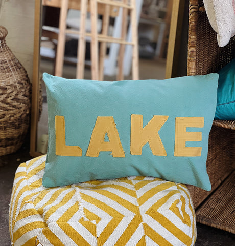 Pillow | Lake