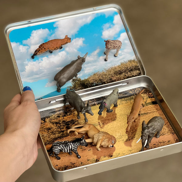 Large Magnetic Animal Play Tin